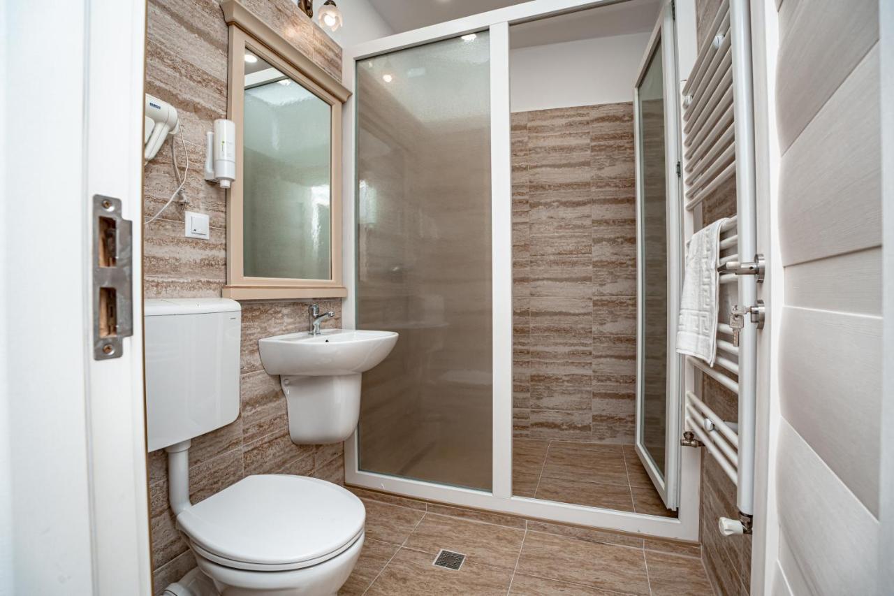 Hotel Rin Sibiu Bagian luar foto