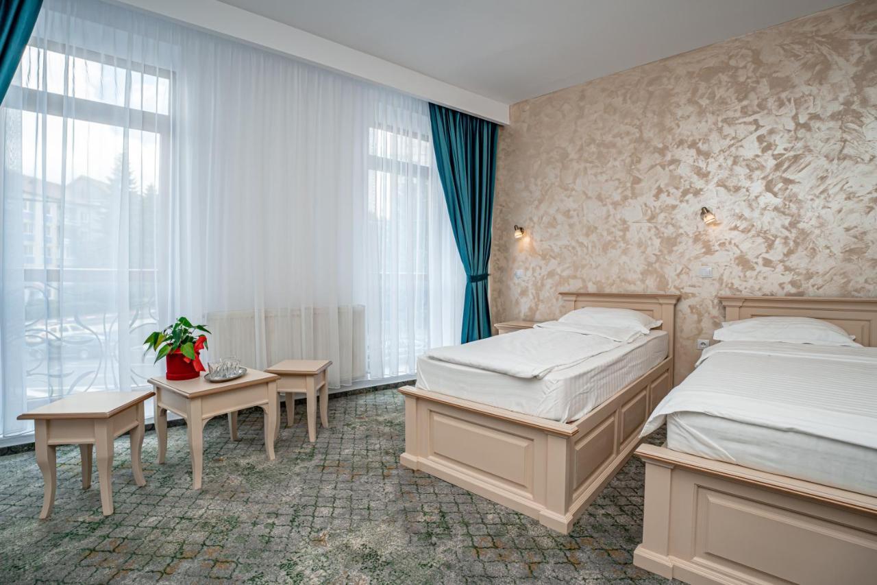 Hotel Rin Sibiu Bagian luar foto