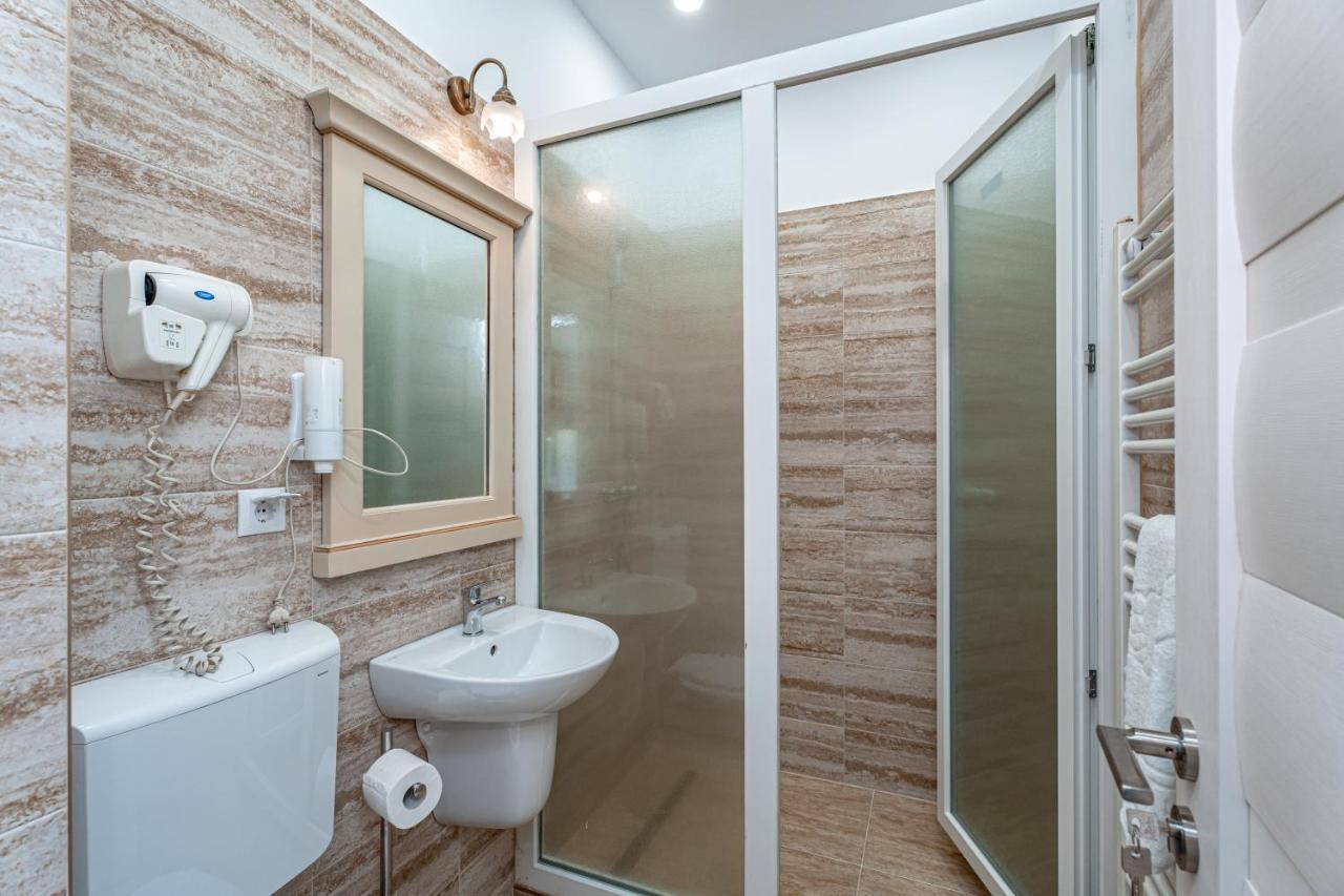 Hotel Rin Sibiu Bagian luar foto