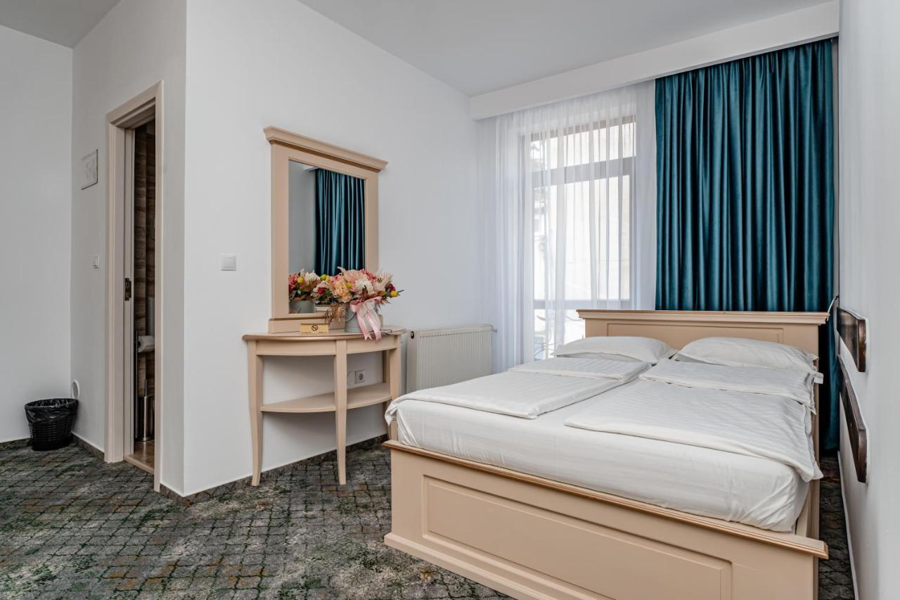Hotel Rin Sibiu Bagian luar foto