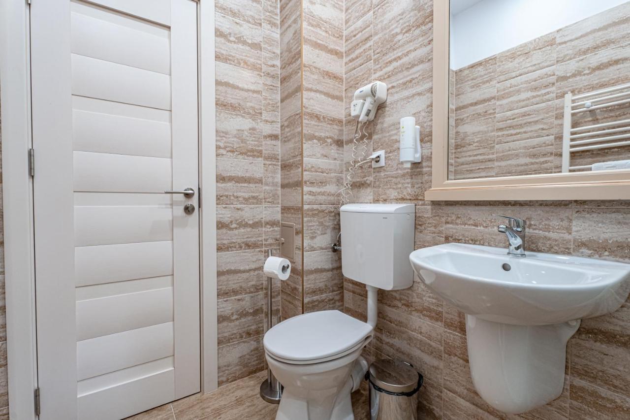 Hotel Rin Sibiu Bagian luar foto