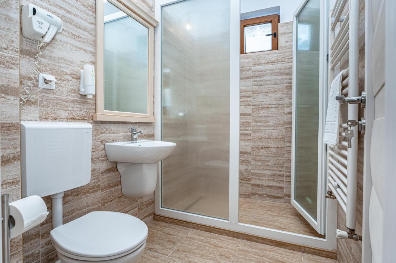 Hotel Rin Sibiu Bagian luar foto