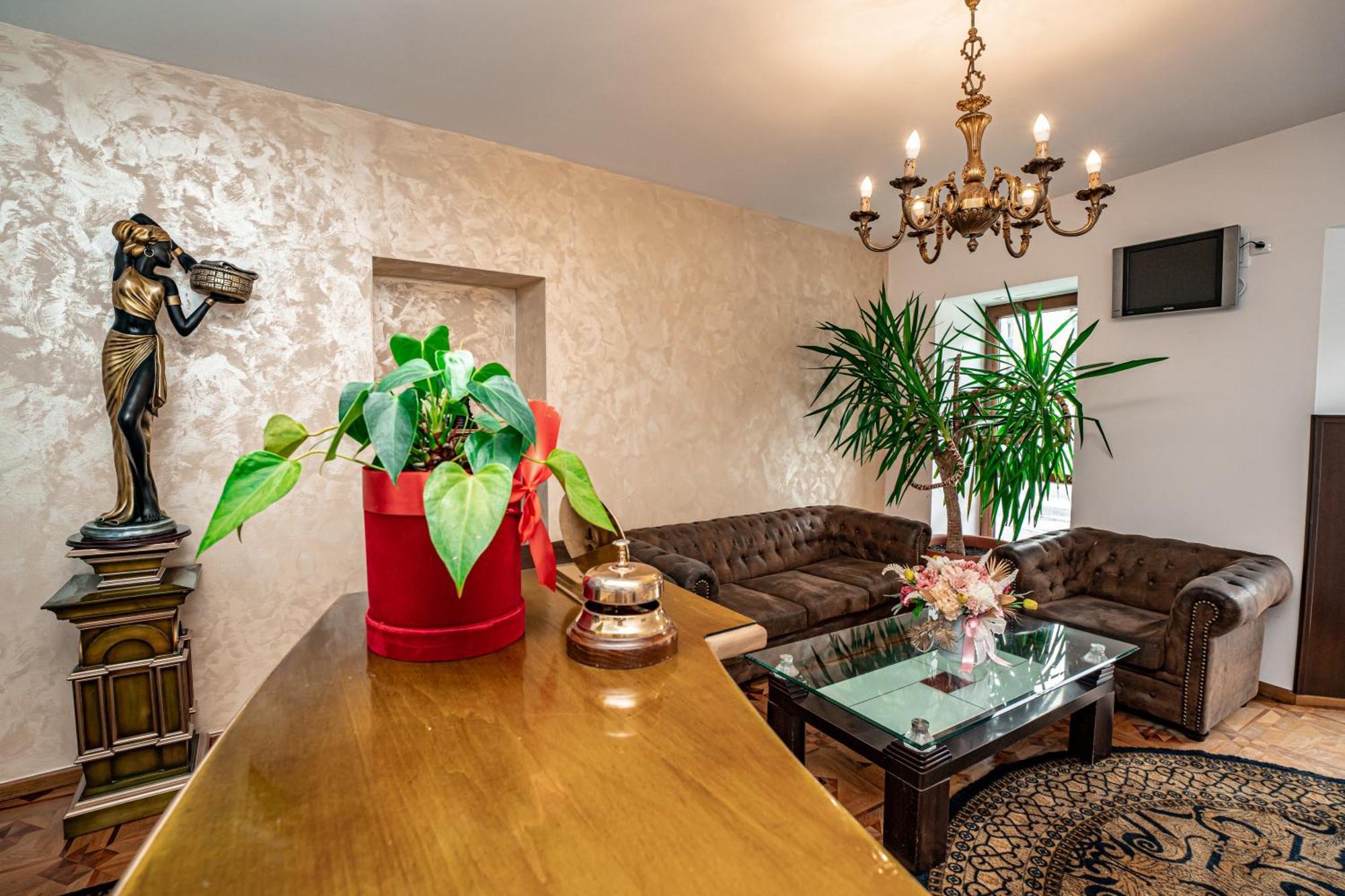 Hotel Rin Sibiu Bagian luar foto